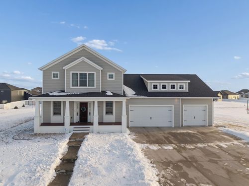 4717 11th St W, West Fargo, ND, 58078-8395 | Card Image