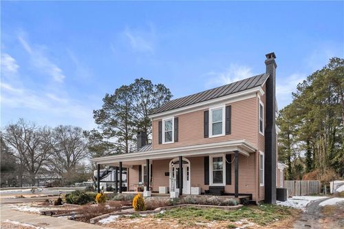 506 Lee St, Franklin, VA, 23851-1835 | Card Image