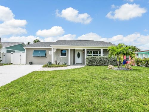 195 Hibiscus Dr, FORT MYERS BEACH, FL, 33931-3831 | Card Image