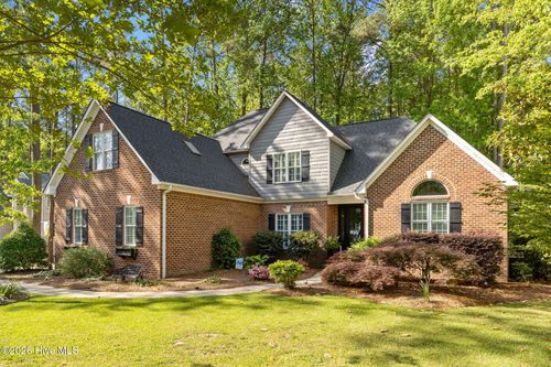 122 Providence Pl, Chocowinity, NC, 27817-9177 | Card Image