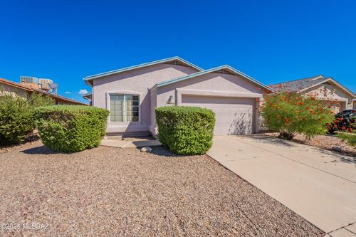 8955 E Weyburn Drive, Tucson, AZ, 85730 | Card Image