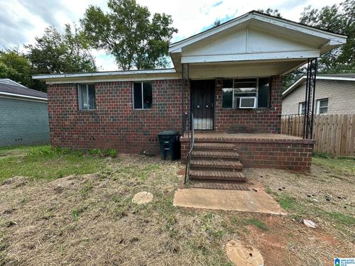 2812 32nd Pl Sw, BIRMINGHAM, AL, 35221-1307 | Card Image
