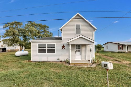 207 Us Highway 22 W, New Holland, OH, 43145 | Card Image