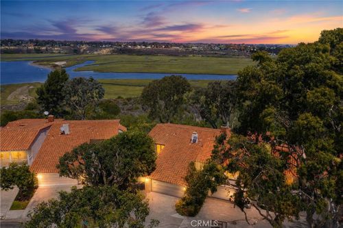 205 Nata, Newport Beach, CA, 92660 | Card Image