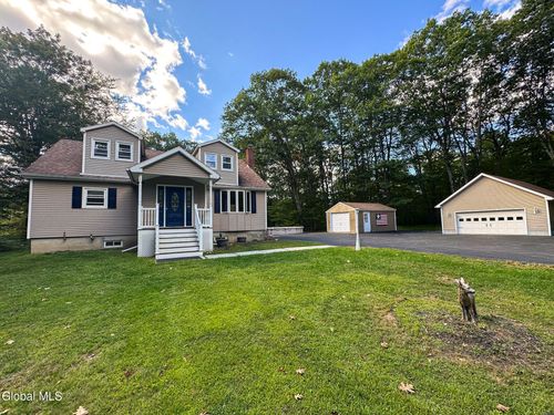 317 Scutt Rd, Greenville, NY, 12083-5013 | Card Image
