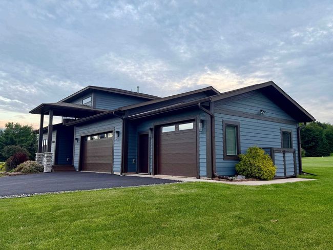 2812 Fellman Dr, House other with 5 bedrooms, 5 bathrooms and null parking in Ashland WI | Image 9