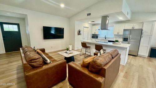 4543 N 101st Ave, Phoenix, AZ, 85037-5231 | Card Image