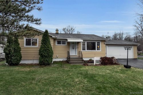 2932 Krueger Rd, North Tonawanda, NY, 14120-1404 | Card Image