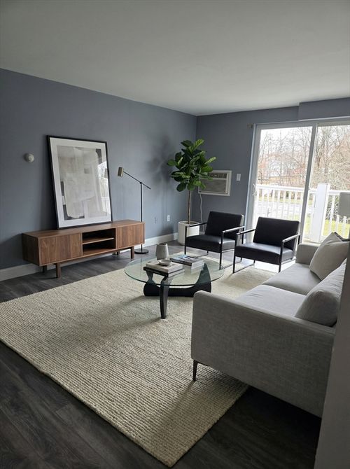 apt-1-105-103 Hart St, Taunton, MA, 02780-3633 | Card Image