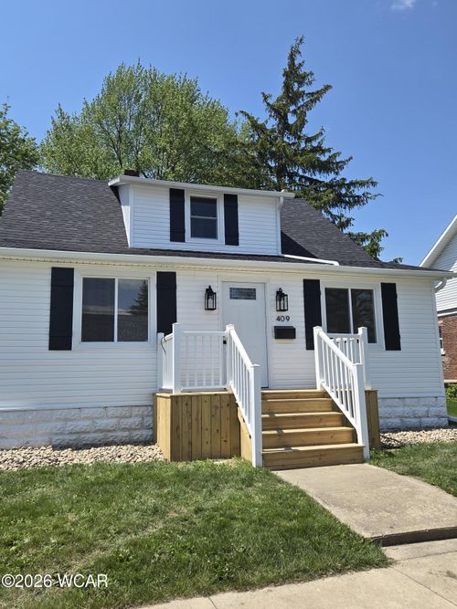 409 Gibbs Ave, Wapakoneta, OH, 45895-2311 | Card Image