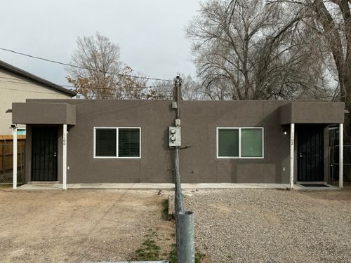 1100 &1102 10th Street Sw, Albuquerque, NM, 87102 | Card Image