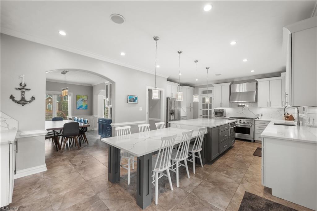 Lancing Crest Ln, Chesapeake, VA 23323