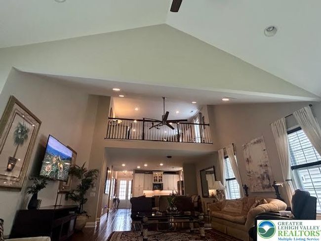 Vaulted ceiling in extended great room | Image 14