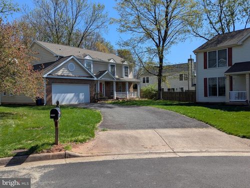 3703 Sumter Ct, FAIRFAX, VA, 22033-1440 | Card Image