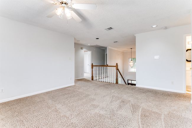 upstairs living | Image 19