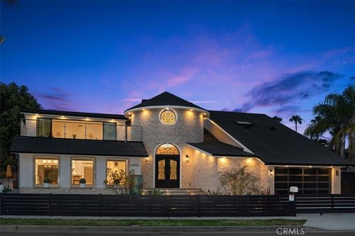 16572 Carousel Ln, Huntington Beach, CA, 92649-2116 | Card Image