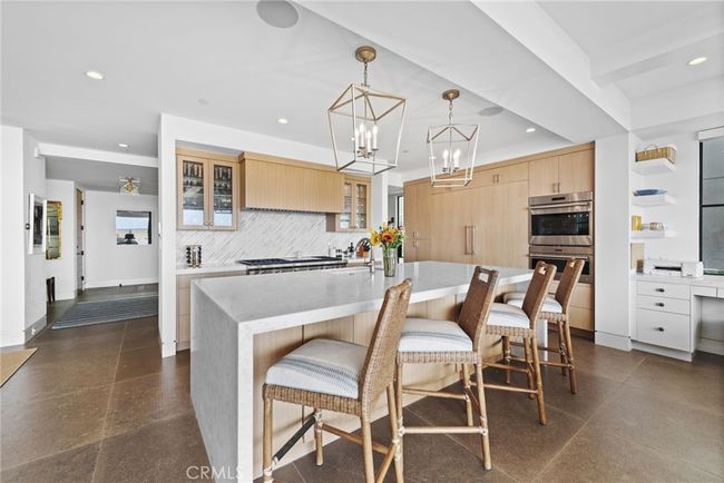 2148 E Oceanfront, House other with 5 bedrooms, 5 bathrooms and 3 parking in Newport Beach CA | Image 18