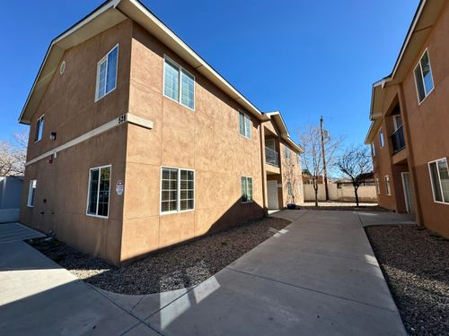 528 Alvarado Dr Se, Albuquerque, NM, 87108-6021 | Card Image