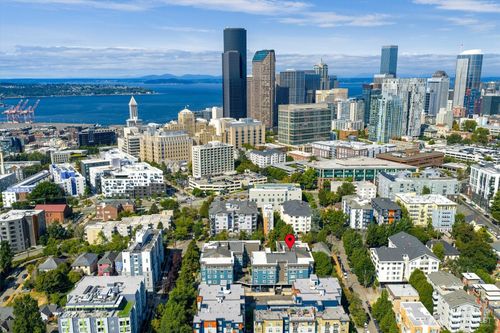 unit-b205-300 10th Ave, Seattle, WA, 98122-7704 | Card Image