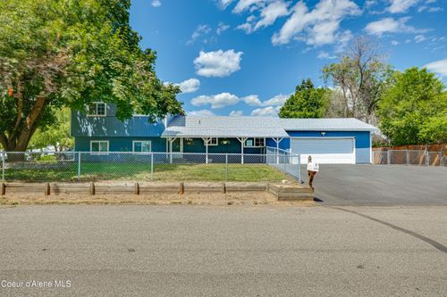 1124 N Monarch Ave, Post Falls, ID, 83854-8941 | Card Image