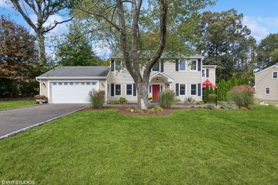 143 Crystal Lake Road, House other with 4 bedrooms, 2 bathrooms and null parking in Stamford CT | Image 2