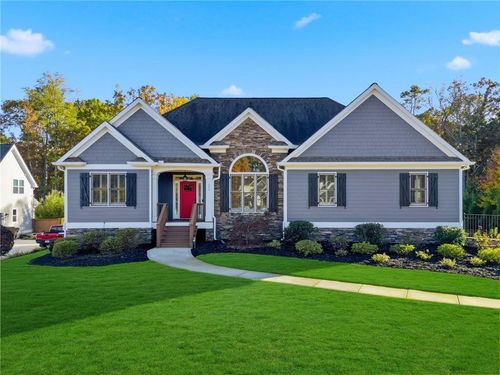 220 Wilshire Ter, White, GA, 30184-1203 | Card Image