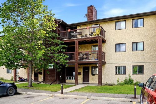 106-51 Rodenbush Dr, Regina, SK, S4R8C7 | Card Image