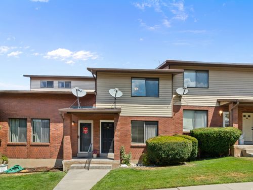 b2-1113 Country Hills Dr, Ogden, UT, 84403-2480 | Card Image