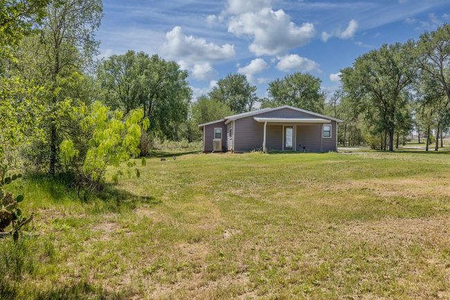 View of yard | Image 37