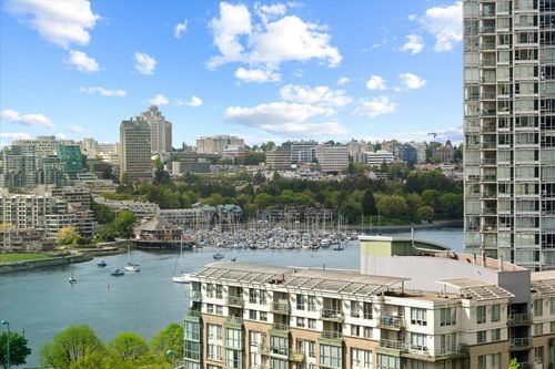 1611-68 Smithe St, Vancouver, BC, V6B0P4 | Card Image