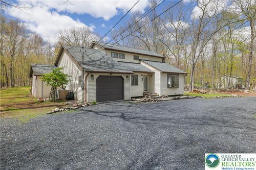 3638 Bristol Cir W, East Stroudsburg, PA, 18302-8773 | Card Image