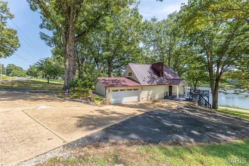 2118 Highway W, Poplar Bluff, MO, 63901-8747 | Card Image