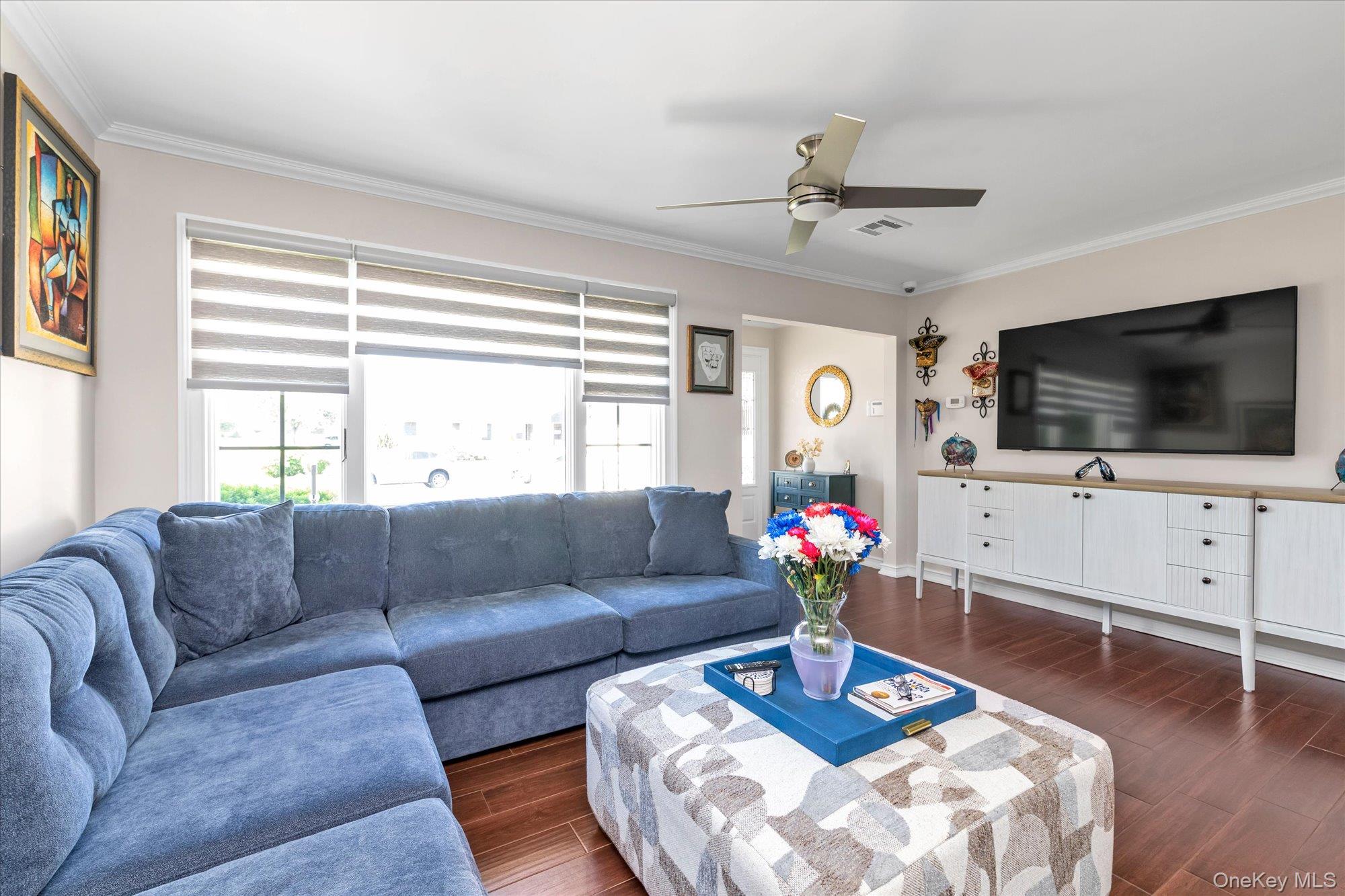 Residential in Oyster Bay 4