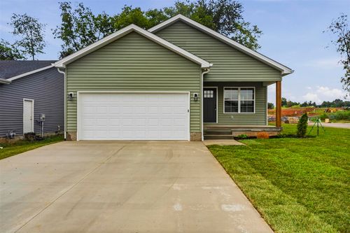 704 Cherry Blossom Ct, Bowling Green, KY, 42103-9157 | Card Image