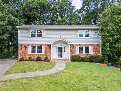 1701 Glendon Rd, Salem, VA, 24153-5419 | Card Image