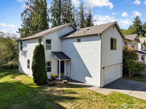 19002 13th Ave Se, Bothell, WA, 98012-6862 | Card Image