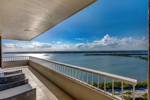 24d-5510 N Ocean Dr, Riviera Beach, FL, 33404-2507 | Card Image