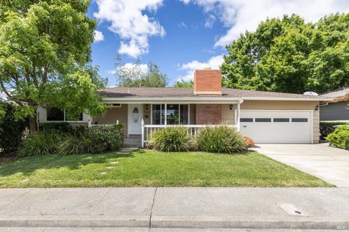 7121 Oak Leaf Dr, Santa Rosa, CA, 95409-6027 | Card Image