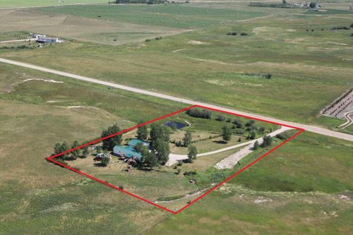 245042 Range Road 251 Range, Rural Wheatland County, AB, T0J0P1 | Card Image