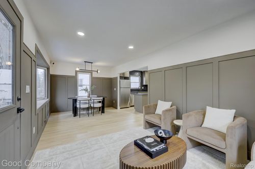 3221 Harris St, Ferndale, MI, 48220-1128 | Card Image