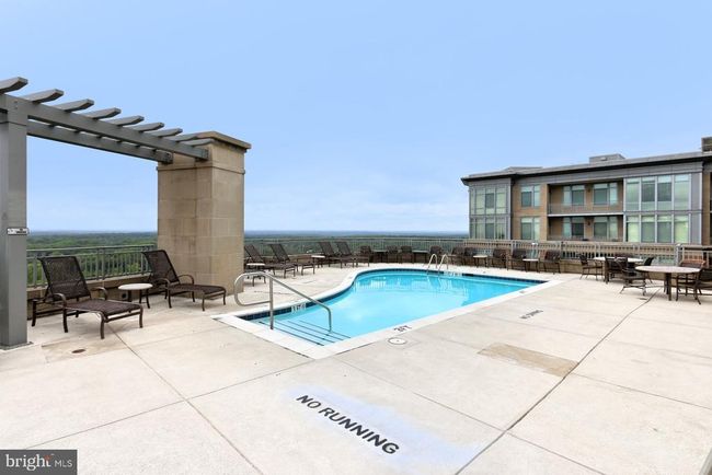 APT-302 - 8220 Crestwood Heights Dr, Condo with 1 bedrooms, 1 bathrooms and null parking in MCLEAN VA | Image 39