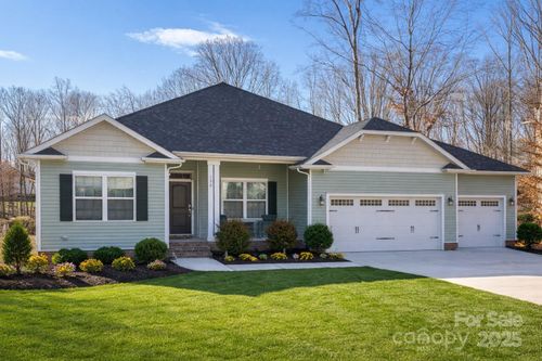 136 Wylie Trl, Statesville, NC, 28677-9806 | Card Image