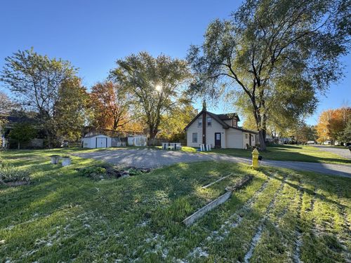 4364 Avenue F, Newport, MI, 48166-9686 | Card Image