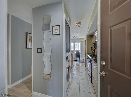 3702 Balsam Way, Basking Ridge, NJ, 07920-3173 | Card Image