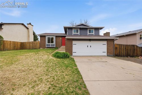 912 Amsterdam Dr, Colorado Springs, CO, 80907-4033 | Card Image