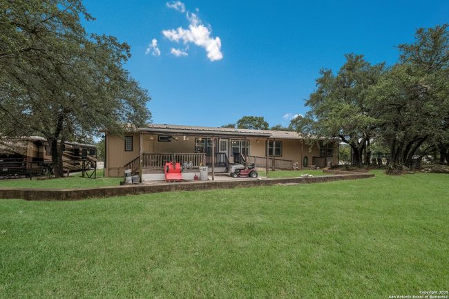 345 Derrick Dr, House other with 4 bedrooms, 3 bathrooms and null parking in Spring Branch TX | Image 31