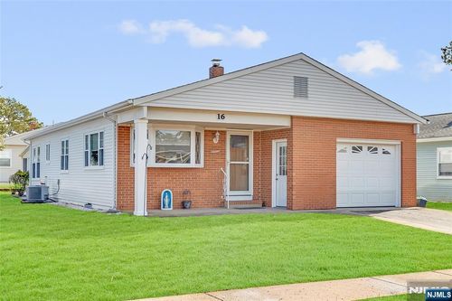 16 Calalou Ct, Toms River, NJ, 08757-6229 | Card Image