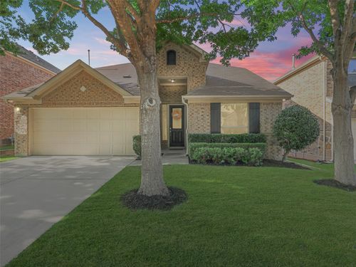808 Ping St, Mckinney, TX, 75069-8031 | Card Image