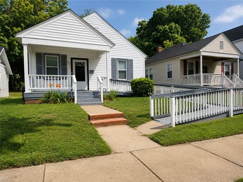 37 Sycamore Ave, Newport News, VA, 23607-6014 | Card Image