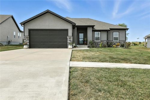 704 Salem Rd, Lawson, MO, 64062-7501 | Card Image